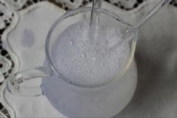 洗滌劑消泡劑在消除泡沫的同時(shí)怎樣做到安全環(huán)保？